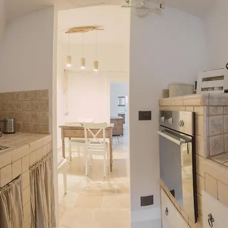 Trulli Harmonia Con Piscina - *